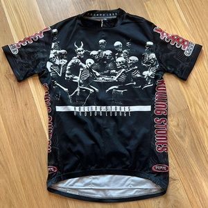 Like new men’s Primal Wear cycle shirt